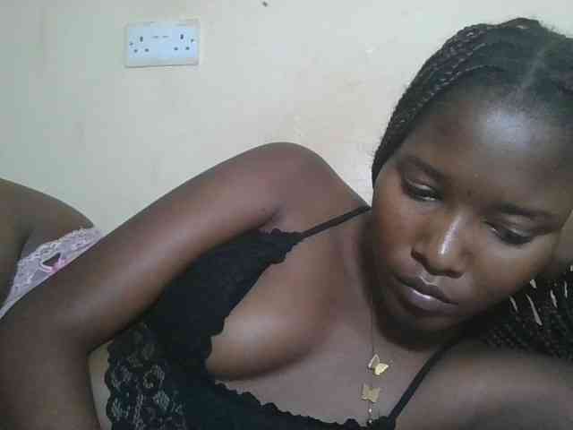 Hornyqueen4 webcam