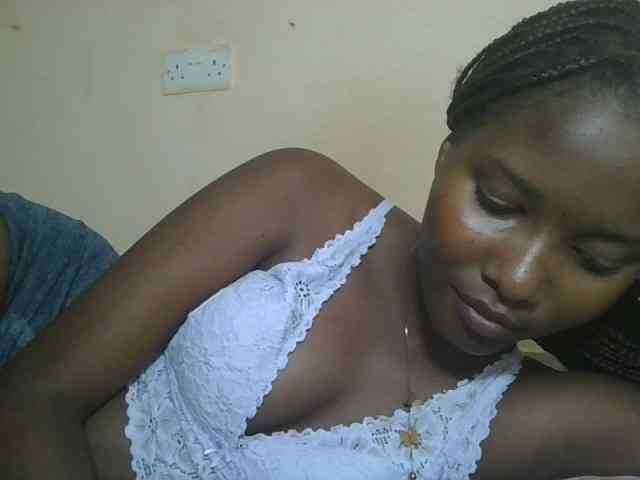 Hornyqueen4 webcam