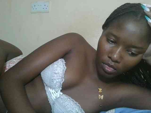 Hornyqueen4 webcam