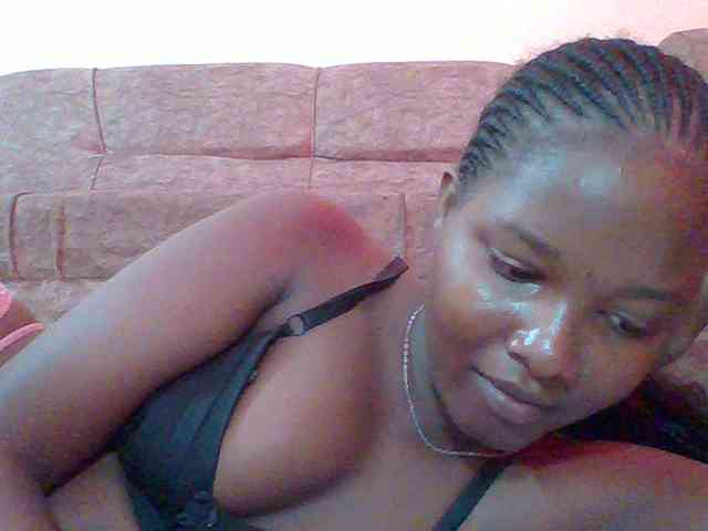 Hornyqueen4 webcam