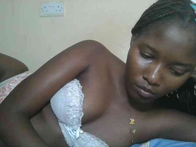 Hornyqueen4 webcam