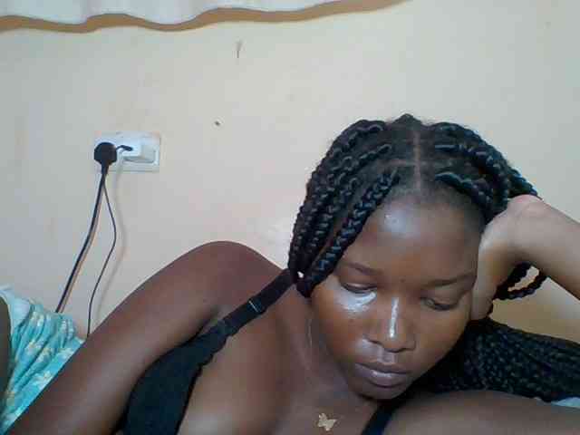 Hornyqueen4 webcam