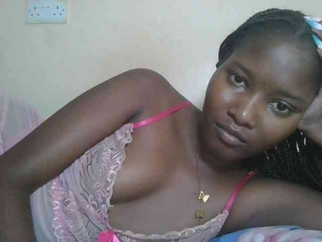 Hornyqueen4 webcam