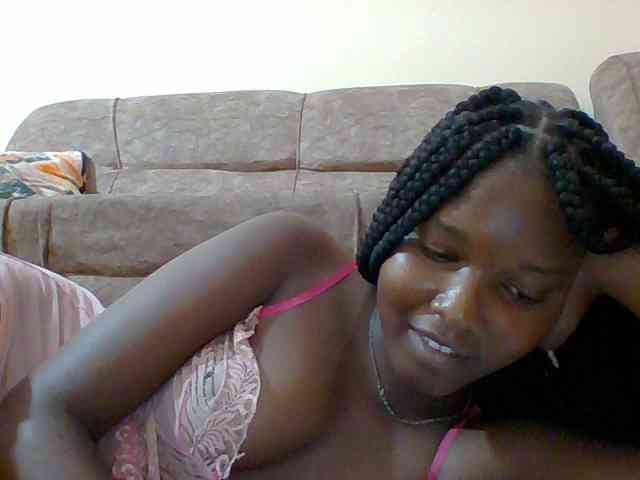 Hornyqueen4 webcam