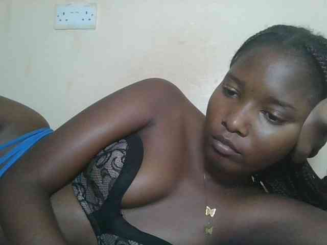 Hornyqueen4 webcam