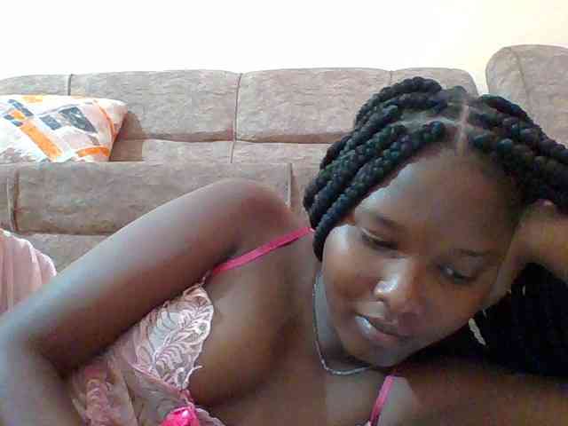 Hornyqueen4 webcam
