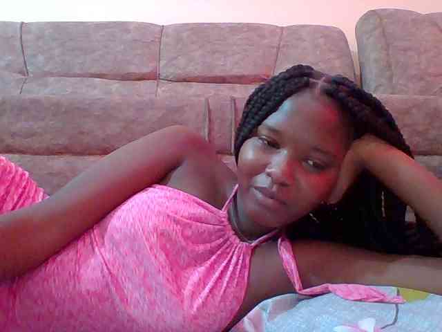 Hornyqueen4 webcam