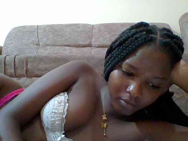 Hornyqueen4 webcam