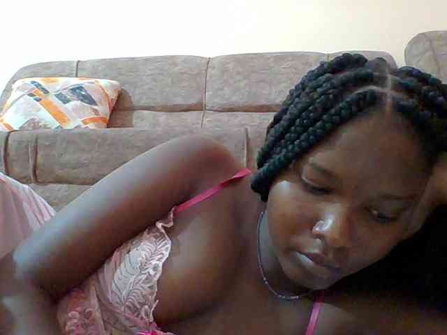 Hornyqueen4 webcam