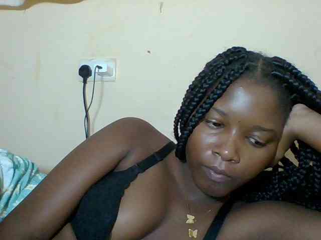 Hornyqueen4 webcam