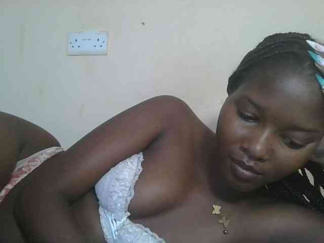 Hornyqueen4 webcam