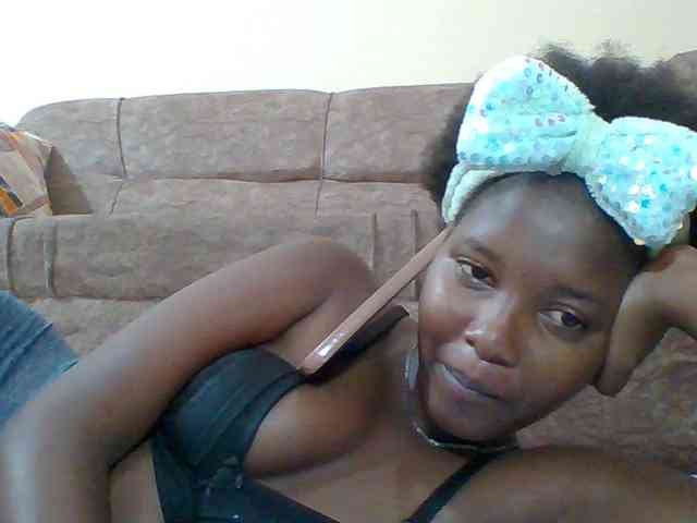 Hornyqueen4 webcam