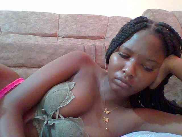 Hornyqueen4 webcam