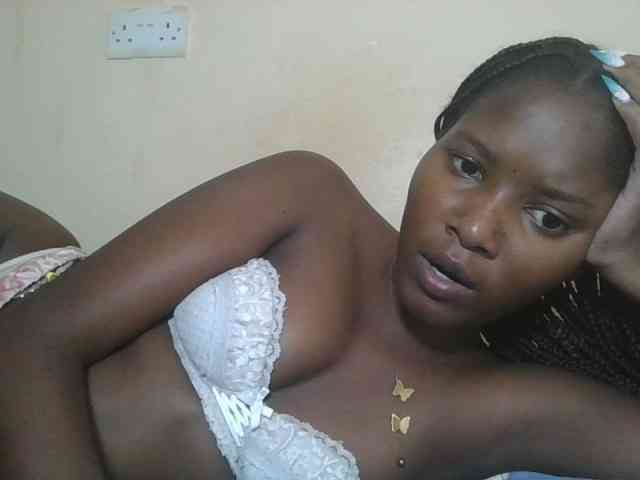 Hornyqueen4 webcam