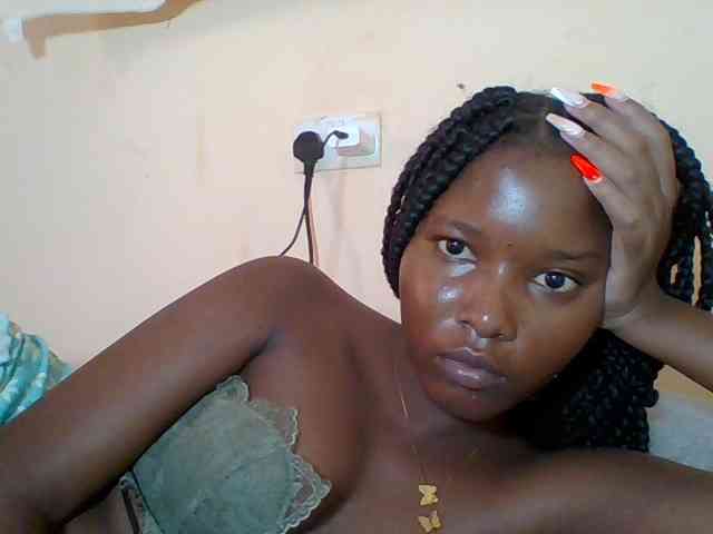 Hornyqueen4 webcam