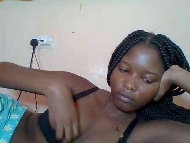 Hornyqueen4 webcam