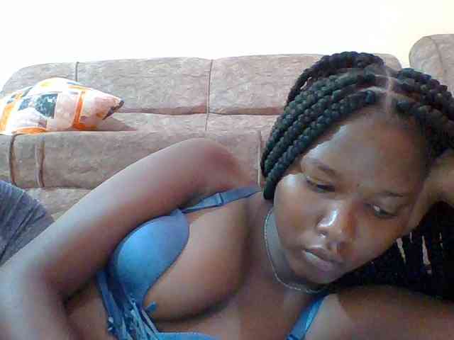 Hornyqueen4 webcam