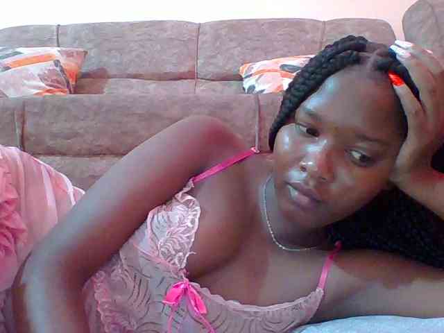 Hornyqueen4 webcam
