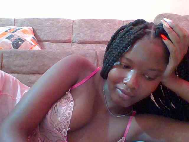 Hornyqueen4 webcam