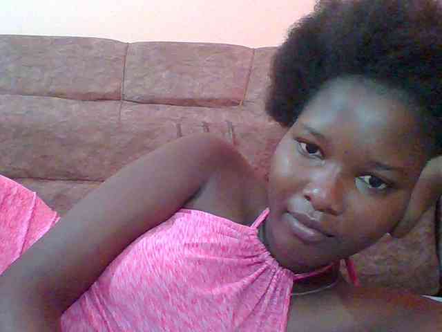 Hornyqueen4 webcam