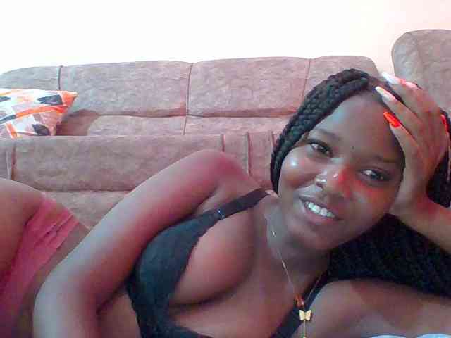 Hornyqueen4 webcam