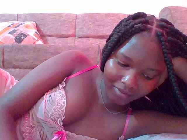 Hornyqueen4 webcam
