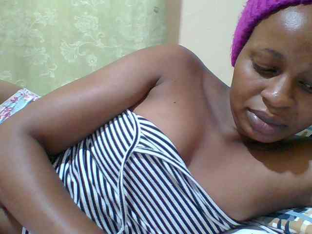 Hotbabe21 webcam
