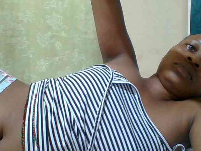 Hotbabe21 webcam