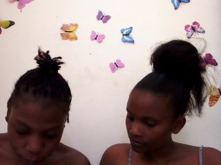 Ebbonyrakael Porn Show