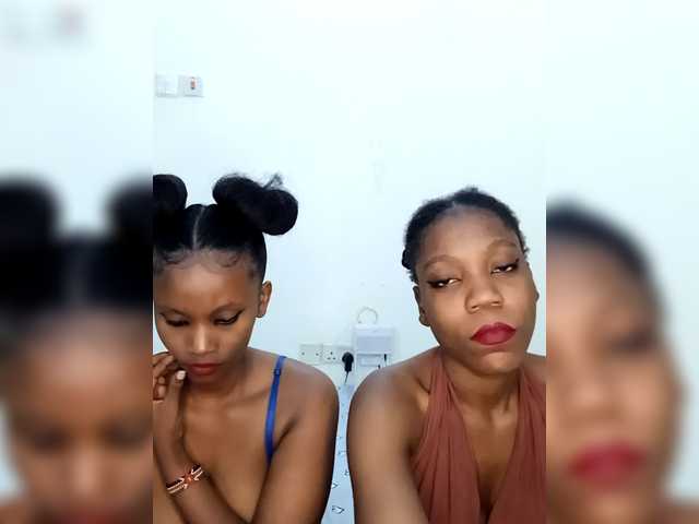 Ebbonyrakael's BongaCams show and profile