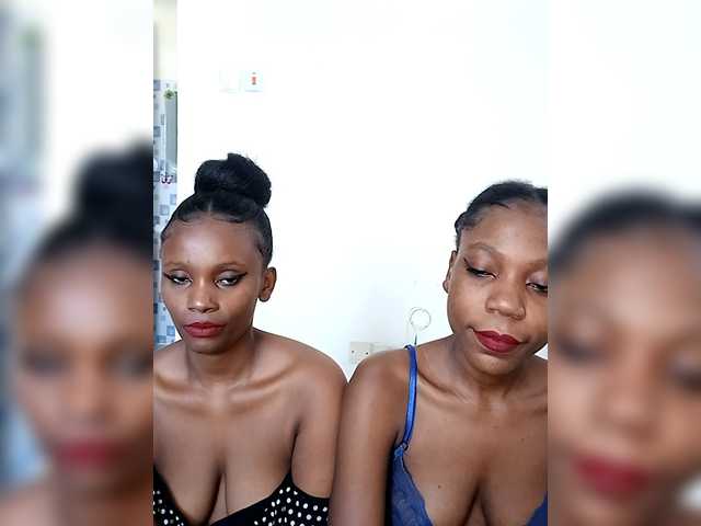 Ebbonyrakael's BongaCams show and profile