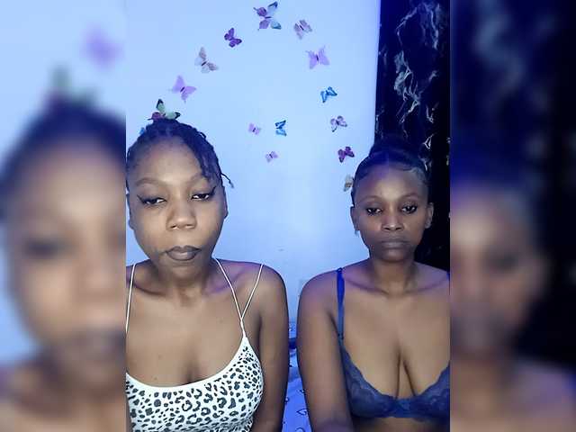 Ebbonyrakael's BongaCams show and profile