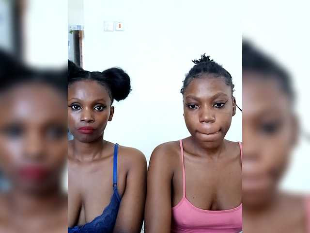 Ebbonyrakael's BongaCams show and profile