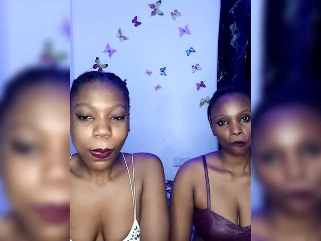 Ebbonyrakael's BongaCams show and profile