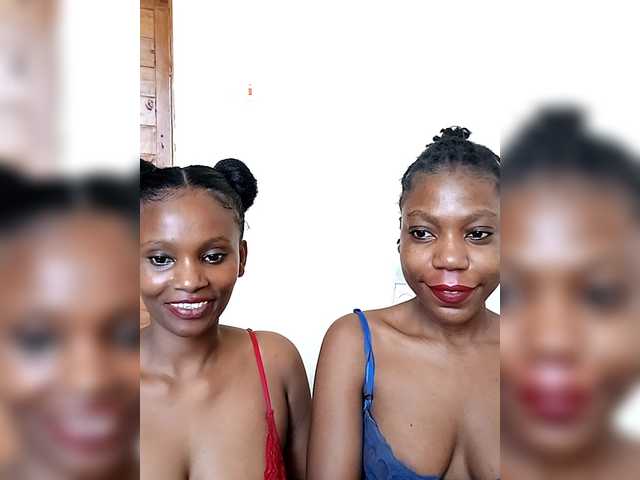 Ebbonyrakael's BongaCams show and profile