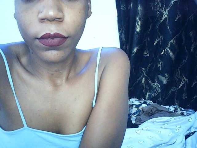 Ebbonyrakael's BongaCams show and profile