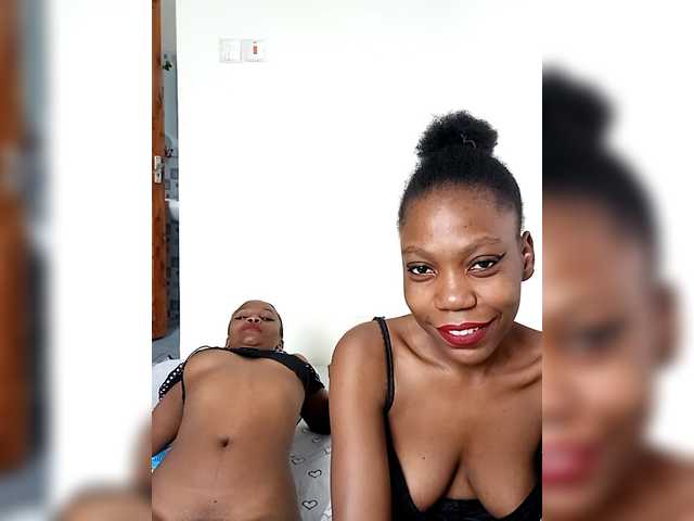 Ebbonyrakael's BongaCams show and profile