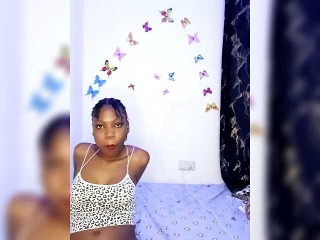 Ebbonyrakael's BongaCams show and profile