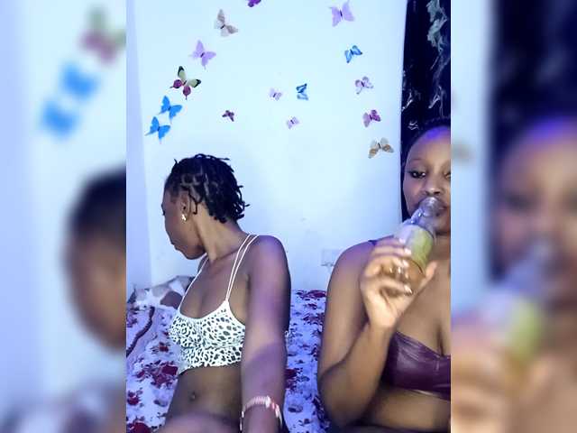 Ebbonyrakael's BongaCams show and profile