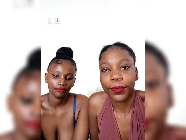 Ebbonyrakael's BongaCams show and profile