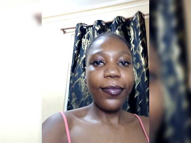 Ebbonyrakael from BongaCams