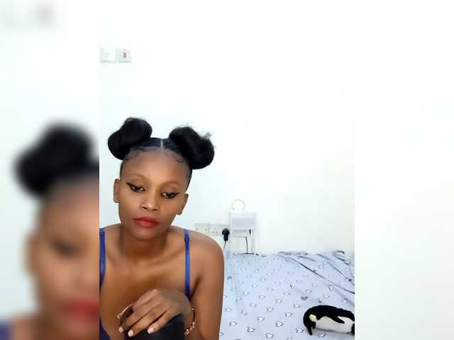 Ebbonyrakael's BongaCams show and profile