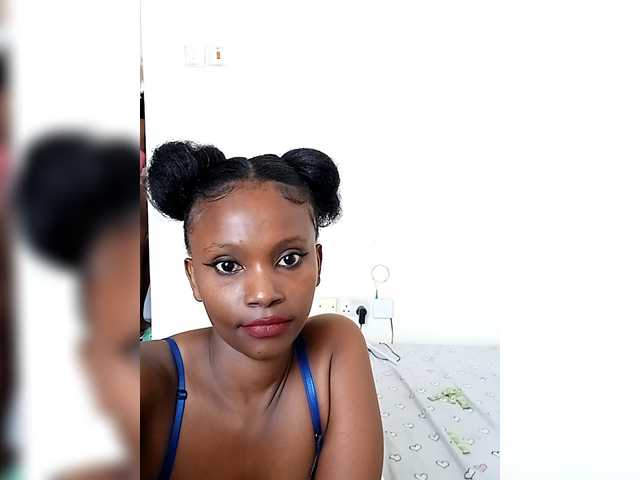 Ebbonyrakael's BongaCams show and profile