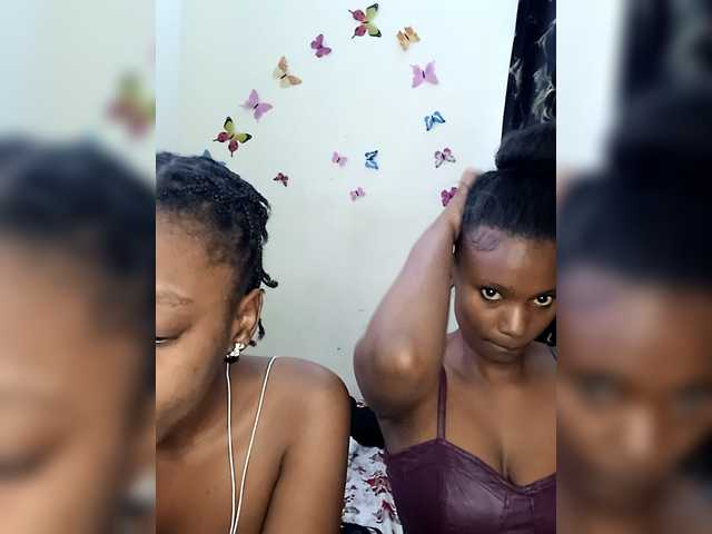 Ebbonyrakael's BongaCams show and profile