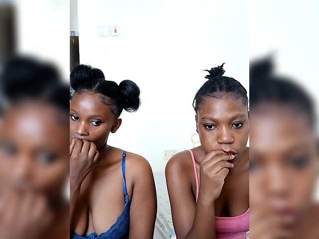 Ebbonyrakael's BongaCams show and profile