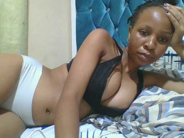  Prettyebony4 chat room