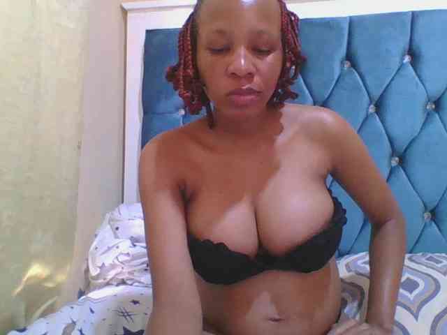 Prettyebony4 webcam