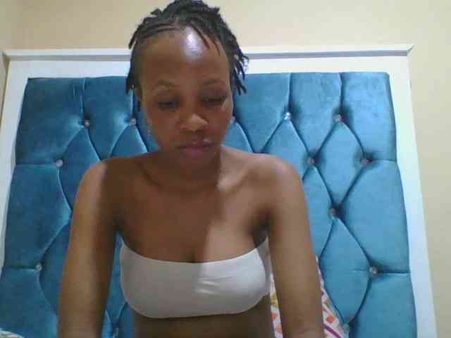 Prettyebony4 webcam