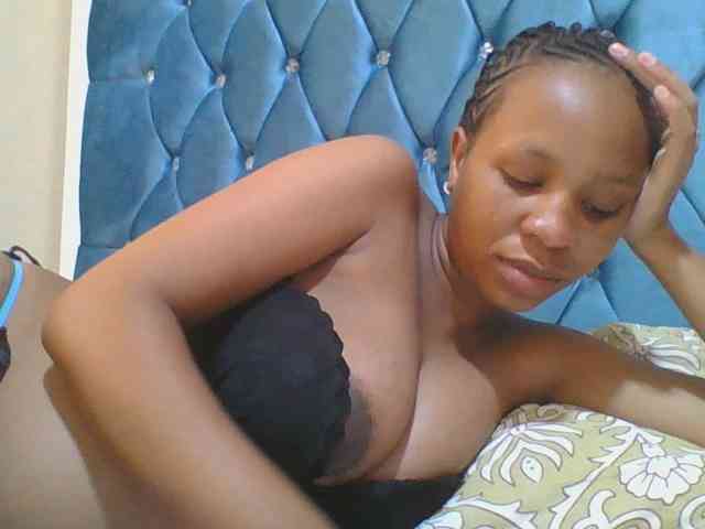 Prettyebony4 Prettyebony4