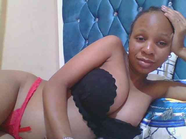 Prettyebony4 webcam